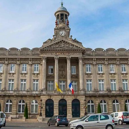 Aparthotel Domitys Le Parc De Saint-Cloud Cambrai Exteriér fotografie